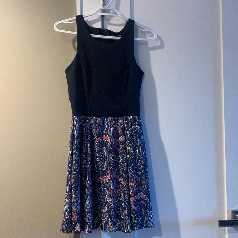 Aqua xsmall blue knee length dress.